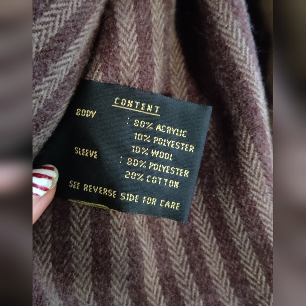 Woman's Trench Coat - Picture 8 of 11